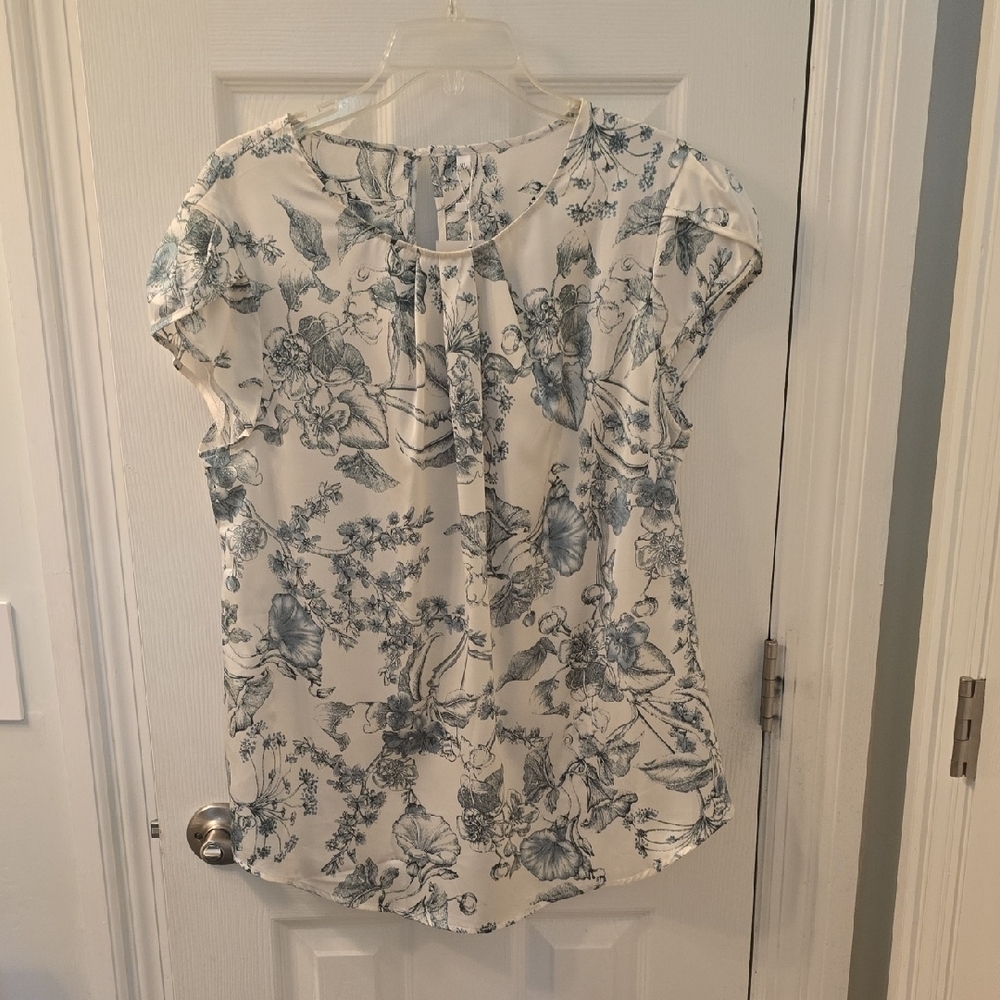 Floral Print Women's Top, Size XL (0816)